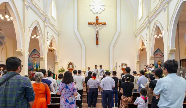 a church service in progress from Concordia Lutheran Church houston in Houston, TX - Men Ministry